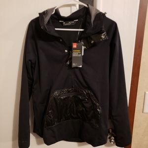 Under armour pull over.